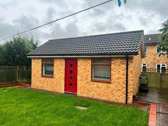 Apartment To Rent In Talbot Avenue, High Wycombe, HP13