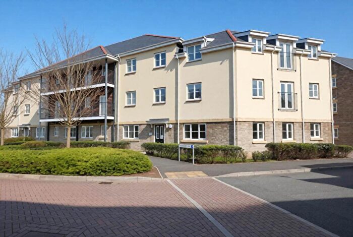 2 Bedroom Apartment To Rent In Bideford, Devon, EX39