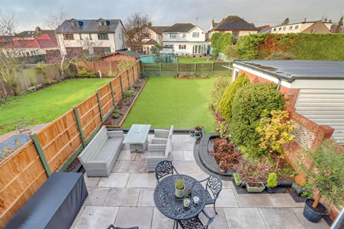 4 Bedroom Detached House For Sale In Swan Lane, Wickford, SS11