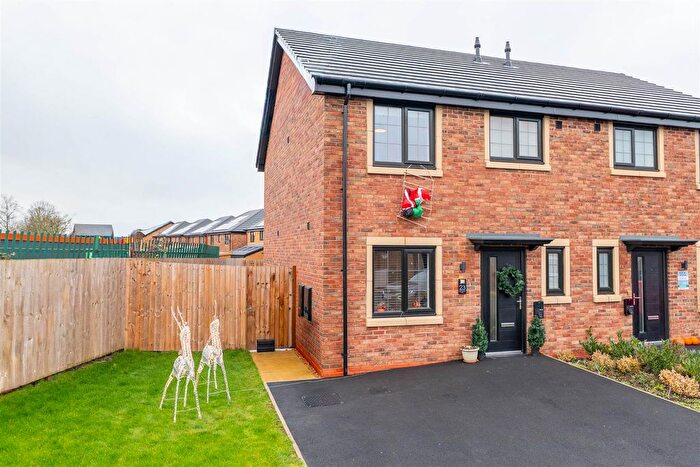3 Bedroom Semi Detached House For Sale In Green Meadow Close, Penwortham, Preston, PR1