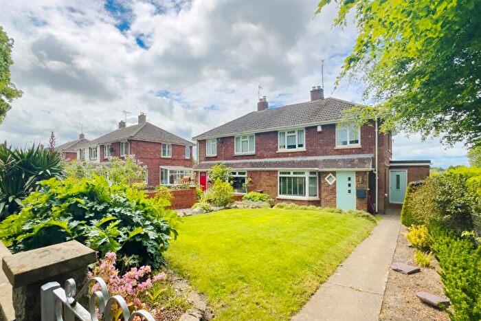 3 Bedroom Semi-Detached House For Sale In Marlborough Road, Chiseldon, Swindon, Wiltshire, SN4