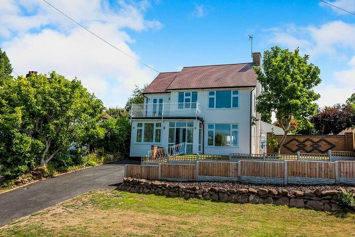 4 Bedroom Detached House To Rent In Heydon Road, Finstall, Bromsgrove, Worcestershire, B60