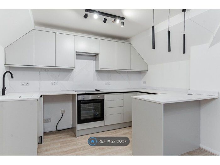 1 Bedroom Flat To Rent In Eastcheap, Letchworth Garden City, SG6