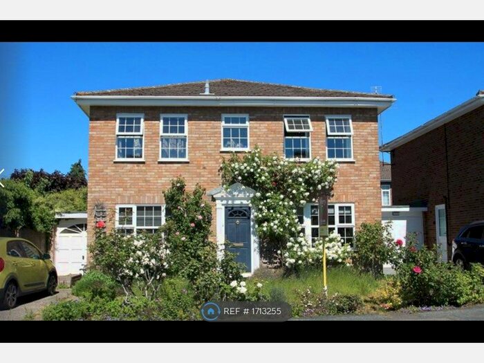 4 Bedroom Detached House To Rent In Arethusa Way, Bisley, Woking, GU24