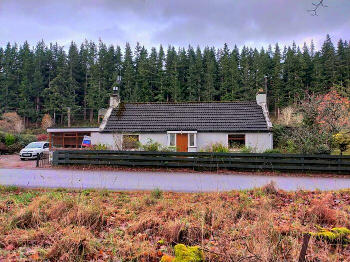 2 Bedroom Cottage For Sale In Pluscarden, Elgin, IV30