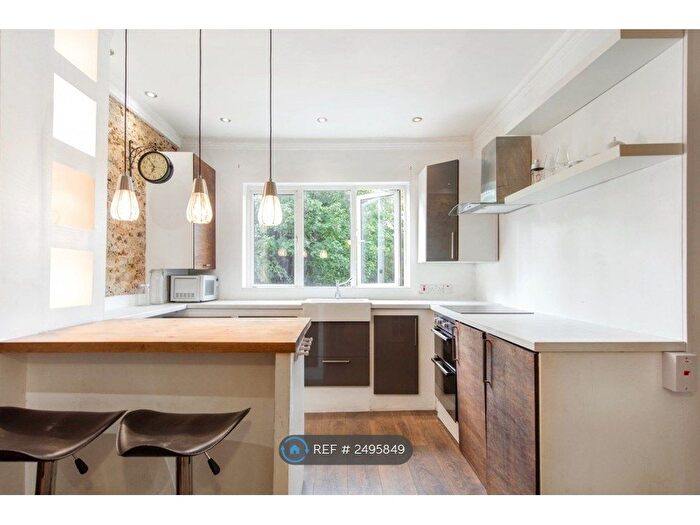 1 Bedroom Flat To Rent In Elmcourt Road, London, SE27