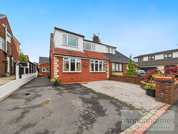 4 Bedroom Semi-Detached Bungalow For Sale In Doncaster Close, Little Lever, Bolton, BL3