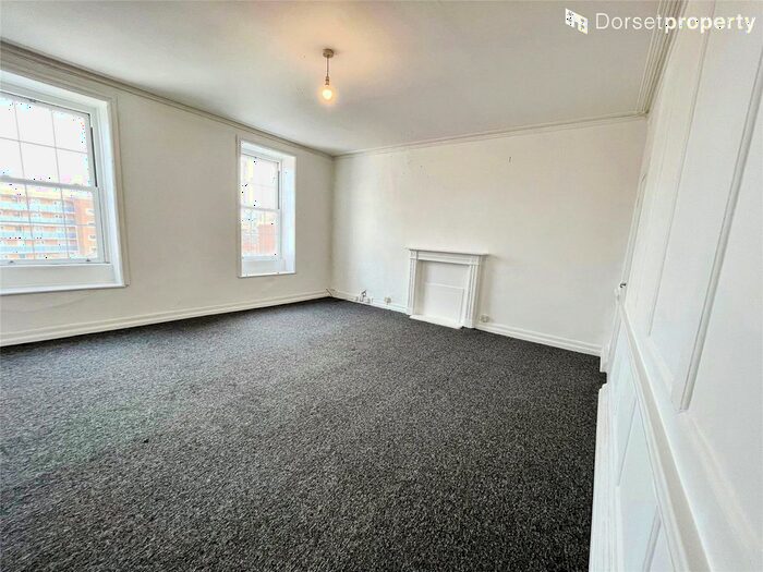2 Bedroom Flat To Rent In High Street, Poole, Dorset, BH15