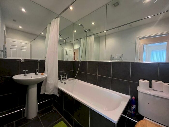 3 Bedroom Flat To Rent In Alderfield Drive, Liverpool, L24