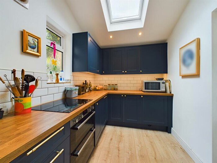 3 Bedroom Detached House To Rent In Jeffries Hill Bottom, Hanham, BS15