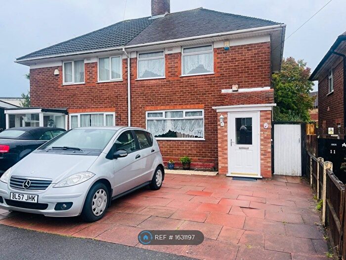 3 Bedroom Semi-Detached House To Rent In Napton Grove, Birmingham, B29