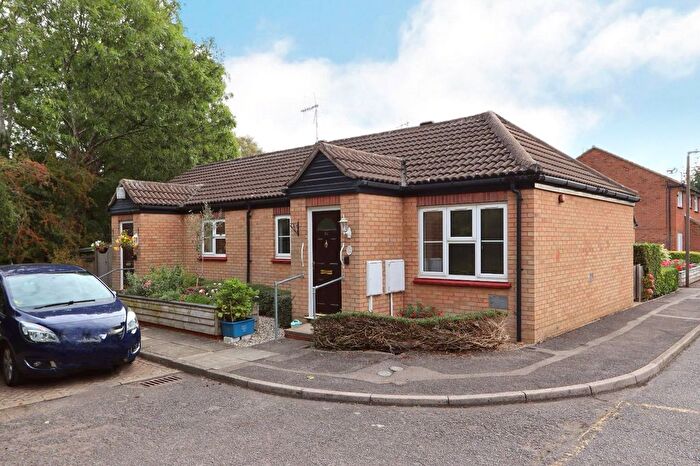 1 Bedroom Bungalow For Sale In Germander Place, Connibourrow, Milton Keynes, Bucks, MK14