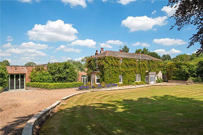 5 Bedroom Detached House For Sale In Lumby, South Milford, Leeds, North Yorkshire, LS25