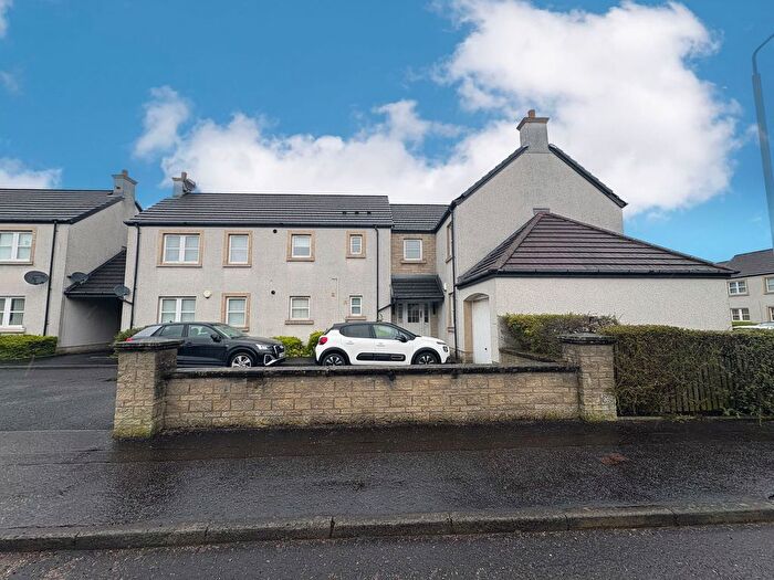 2 Bedroom Flat To Rent In Kirklands, Renfrew, PA4