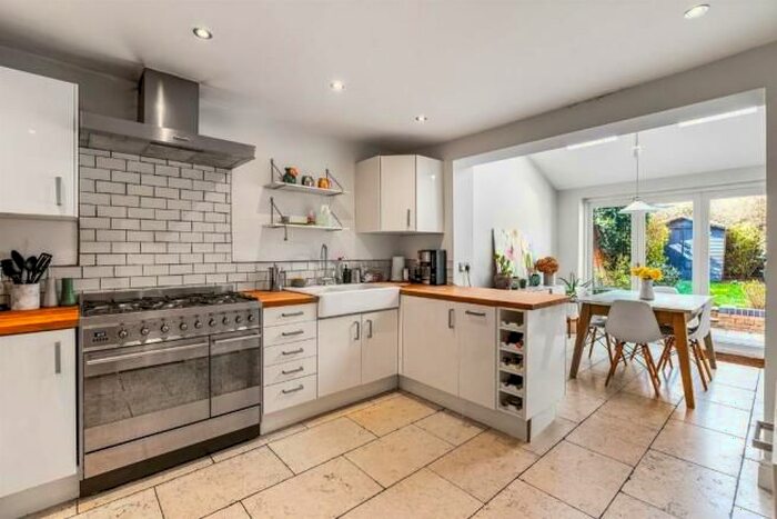 3 Bedroom Terraced House To Rent In Heathville Road, Crouch Hill, London, N19