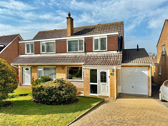 3 Bedroom Semi-Detached House For Sale In Blackstone Close, Plymstock, Plymouth, PL9