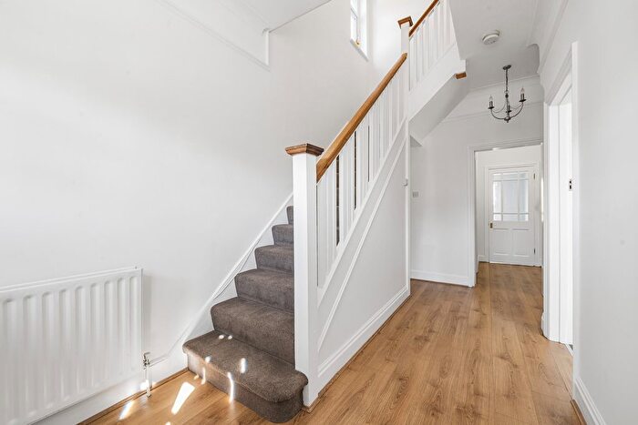 5 Bedroom Semi-detached House For Sale In Coniston Road, Bromley, BR1