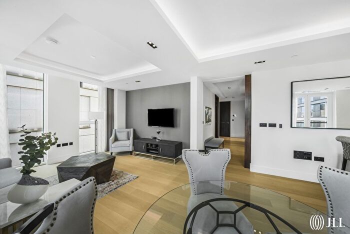 2 Bedroom Flat To Rent In Warwick Lane, London, W14