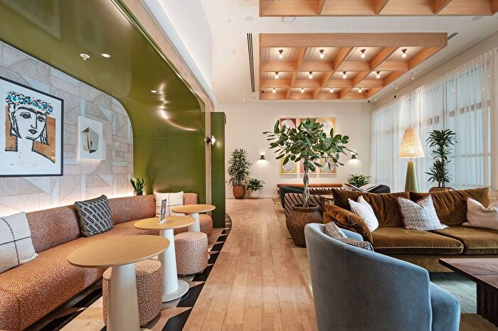 2 Bedroom Flat To Rent In Selbourne Road, Walthamstow, E17