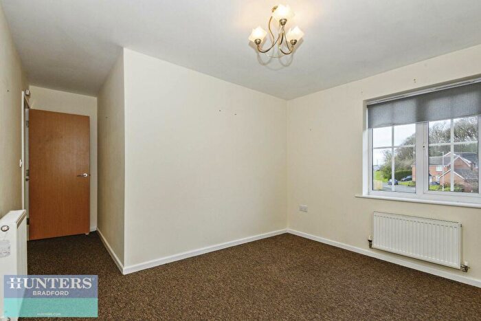 1 Bedroom Flat To Rent In Chartwell Drive, West Yorkshire, Bradford, BD6