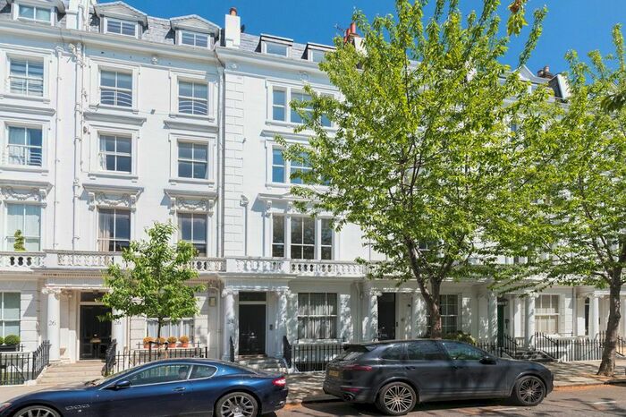 1 Bedroom Flat To Rent In Palace Gardens Terrace, London, W8