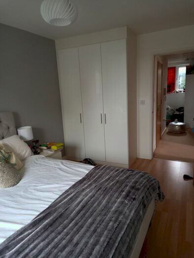 1 Bedroom Flat To Rent In Blytheswood Place, London SW16