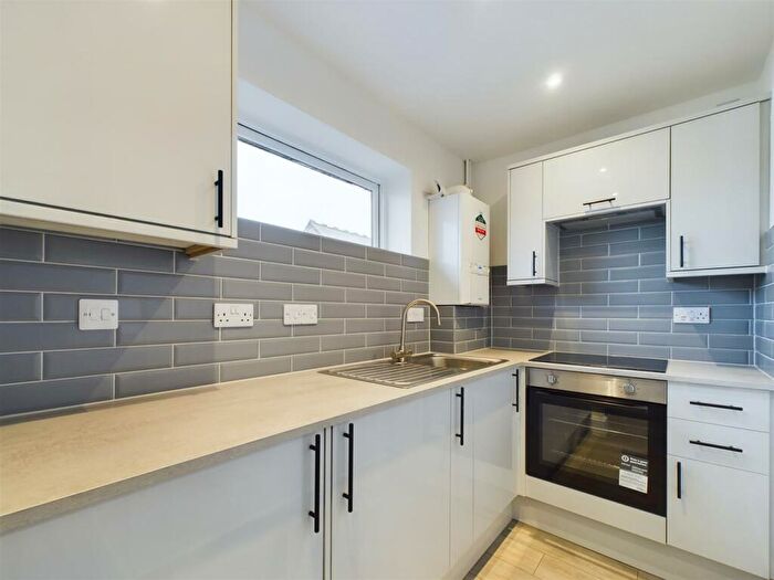 Studio To Rent In St Anne`s Court, St Anne`s Road, Hitchin, SG5