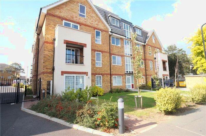 2 Bedroom Apartment To Rent In Hallam Court, A Hatherley Road, Sidcup, DA14
