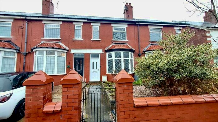 2 Bedroom House To Rent In Moorfield Avenue, Blackpool, FY3