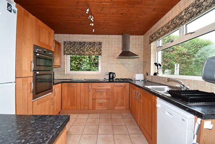 5 Bedroom Bungalow To Rent In Polsethow, Hunters Moon, Penryn, TR10