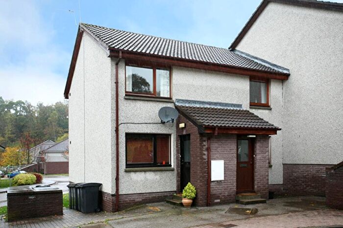 2 Bedroom End Of Terrace House To Rent In Millside Drive, Peterculter, Aberdeen, AB14