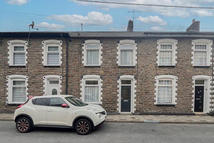 3 Bedroom Property To Rent In Crown Street, Crumlin, Newport, NP11