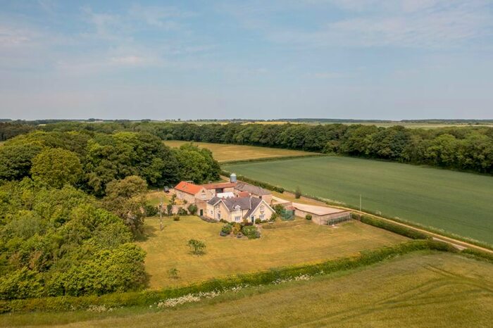 5 Bedroom Property For Sale In Wydale, Scarborough, North Yorkshire, YO13