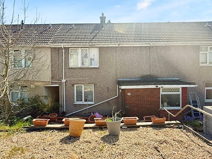 2 Bedroom Semi-Detached House For Sale In Second Avenue, Clase, Swansea, SA6