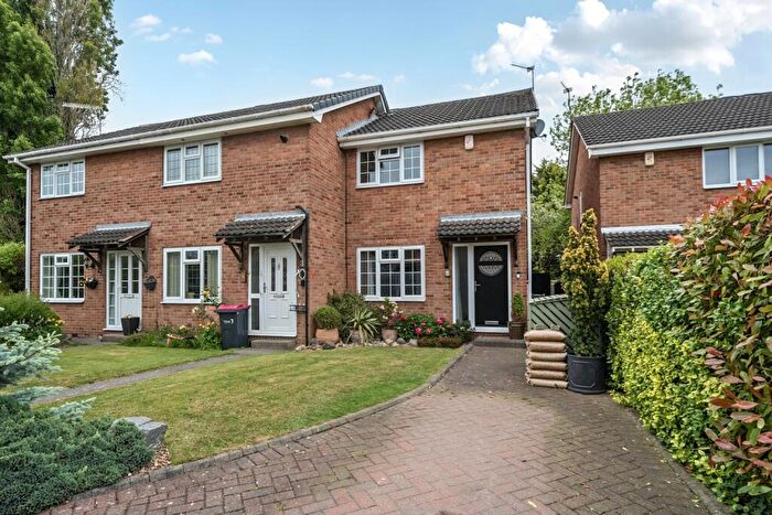 2 Bedroom Town House For Sale In Rookery Close, Kiveton Park, Sheffield, South Yorkshire, S26