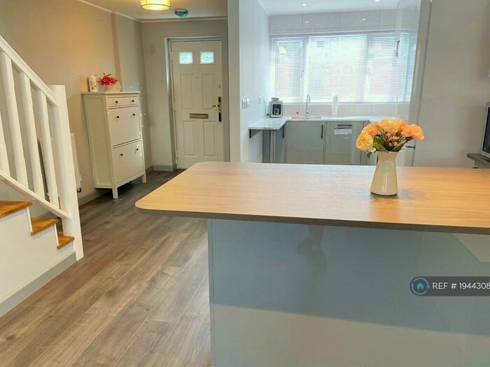 2 Bedroom Terraced House To Rent In Farran, Cambridge, CB1