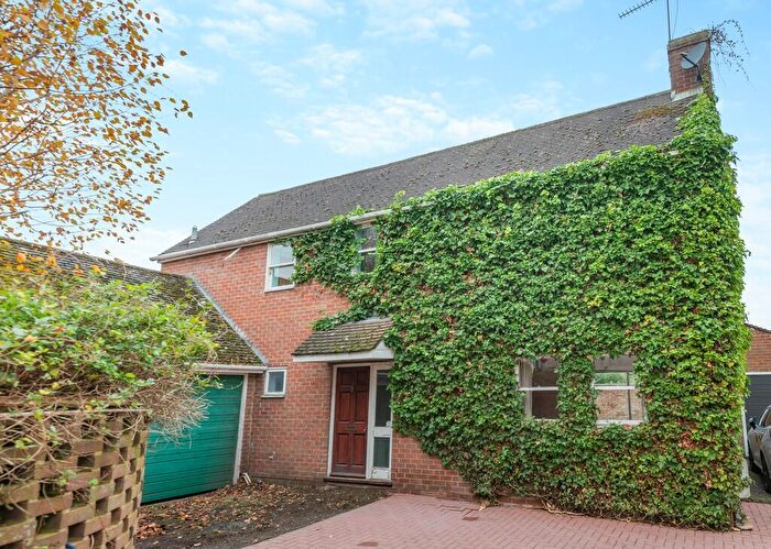 4 Bedroom Detached House For Sale In Blackmore, Ingatestone, CM4