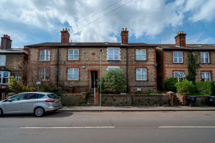 5 Bedroom Terraced House To Rent In Walnut Tree Close, Guildford, GU1