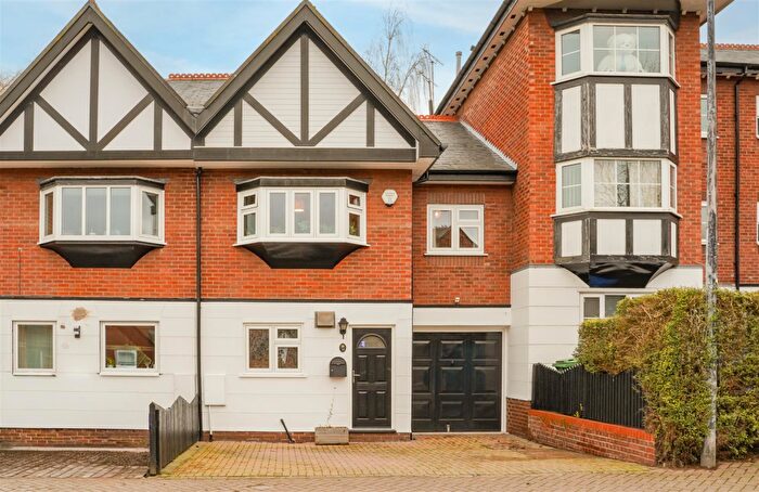 4 Bedroom Terraced House For Sale In Turn Moss Road, Stretford, M32