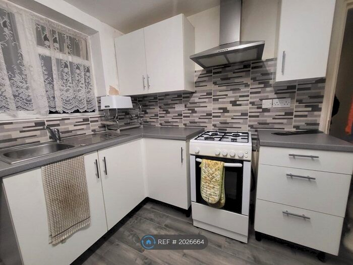 1 Bedroom Flat To Rent In Dames Road, London, E7