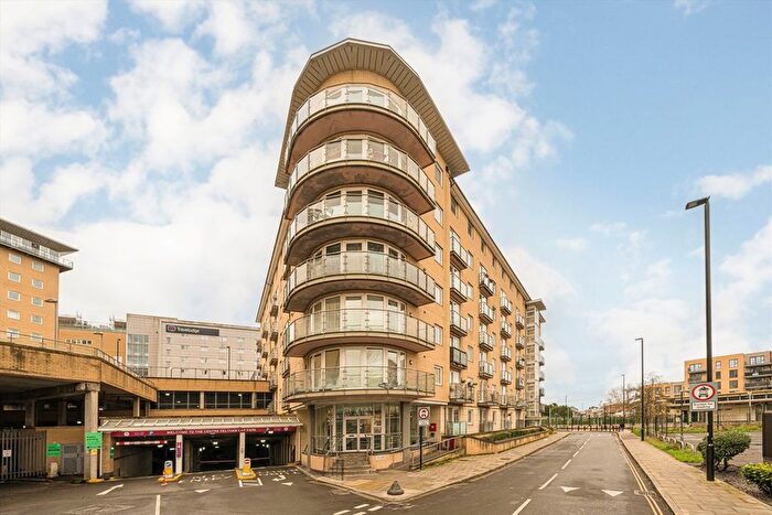 1 Bedroom Flat To Rent In Bedfont Lane, Feltham, TW13