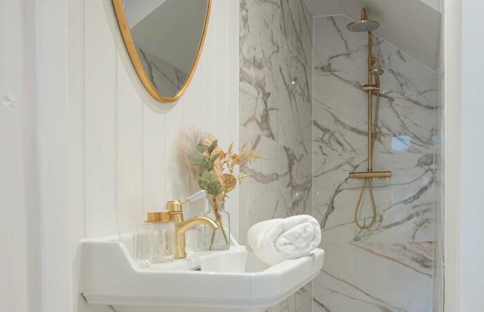 1 Bedroom Flat To Rent In Carlton Avenue, Ramsgate, CT11