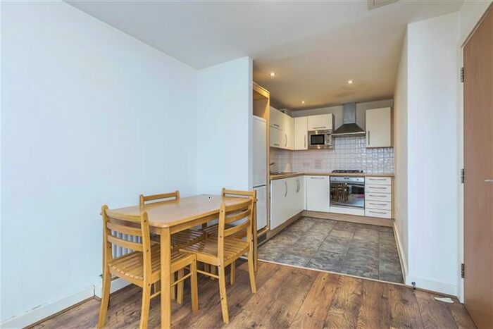 1 Bedroom Flat To Rent In Roxborough Heights, Harrow ., HA1
