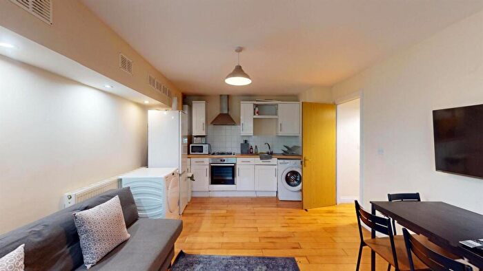 1 Bedroom Apartment To Rent In Laugan Walk, Walworth, SE17