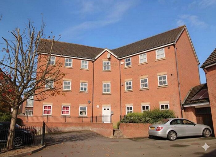 2 Bedroom Flat For Sale In Ickworth Close, Daventry, NN11