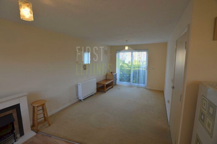 2 Bedroom Flat To Rent In Strathern Road, Leicester, LE3
