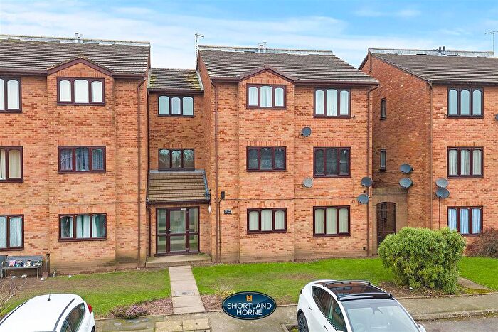 1 Bedroom Flat For Sale In Dawes Close, Westbury Mews, Stoke, Coventry, CV2