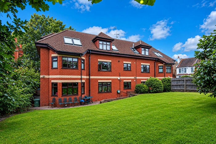 1 Bedroom Flat To Rent In Dollis Avenue, Finchley, N3