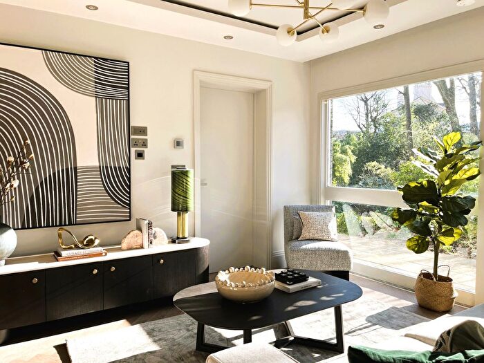 2 Bedroom Flat To Rent In Park Village East, Regent's Park, London, NW1