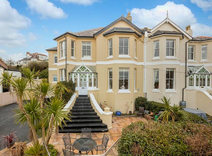 4 Bedroom Property To Rent In Lincombe Drive, Torquay, TQ1